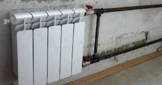 Установка биметаллических радиаторов отопления в квартире в Краснокамске - от 2071 руб.